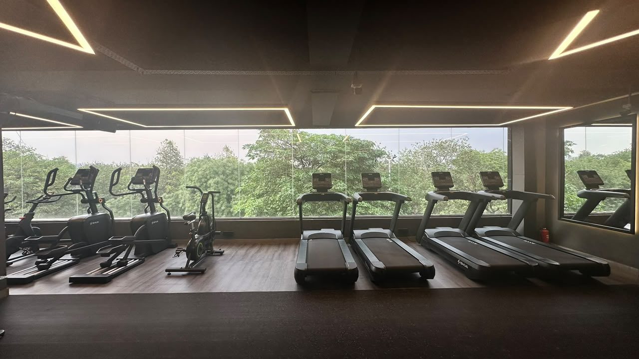 Thrive Gym cardio zone with windows